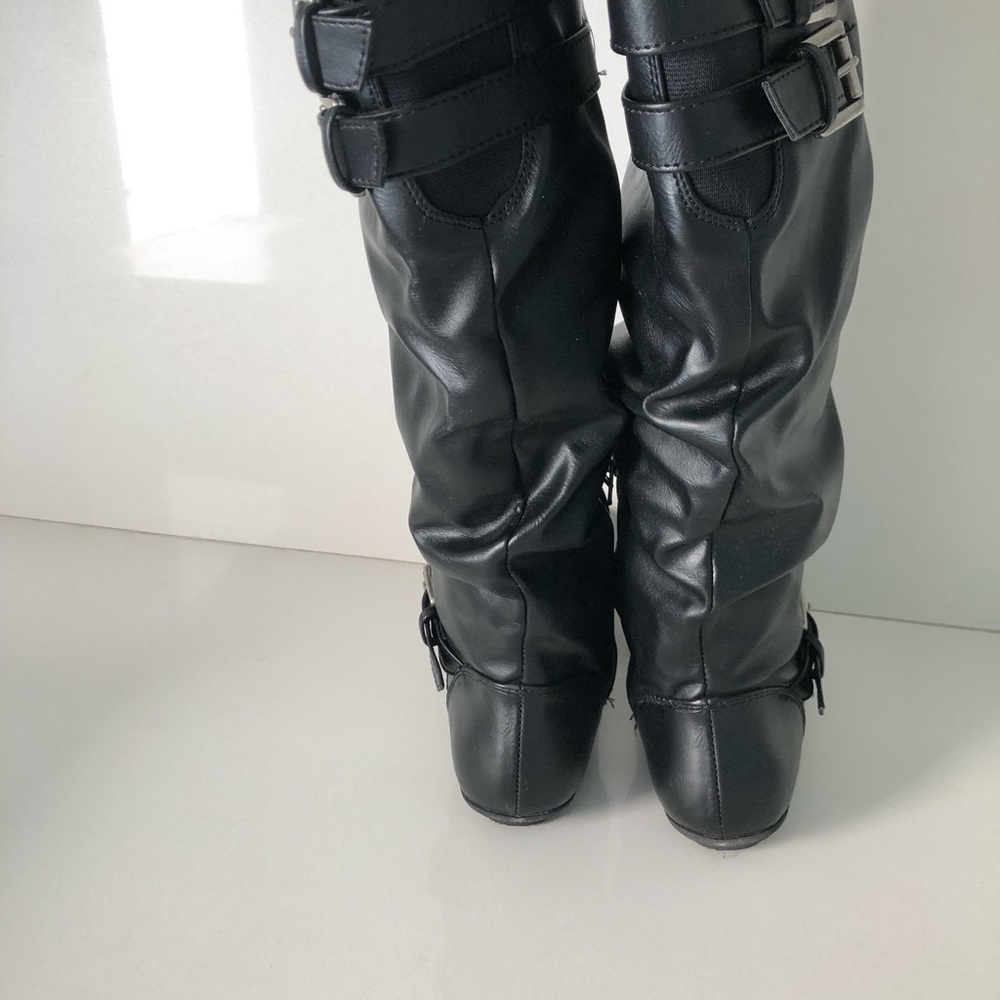 Rampage Black Smooth Ladies Boots sz7 1/2 CYRENE